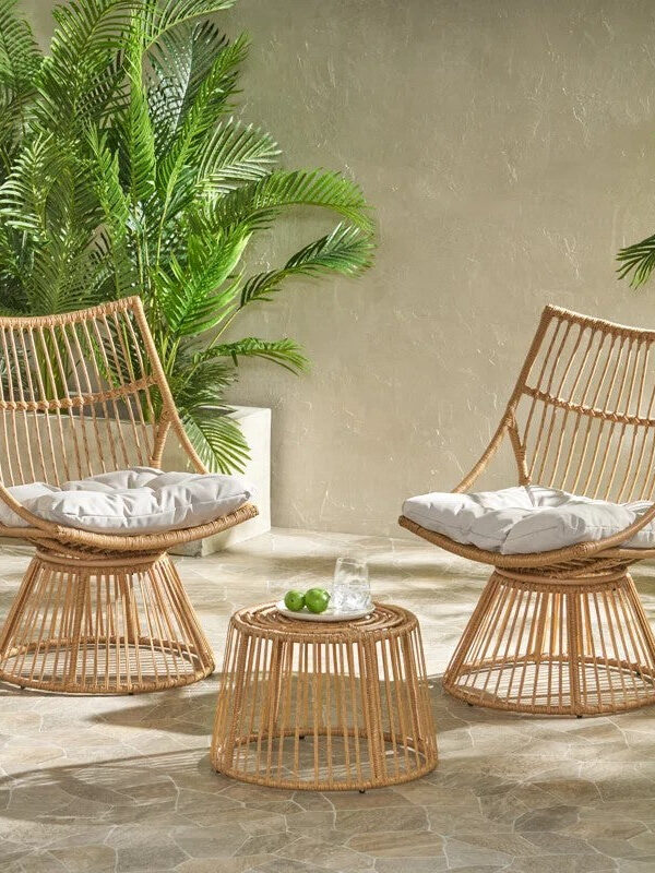 Walker Edison | Retro Wicker Outdoor Chat Set