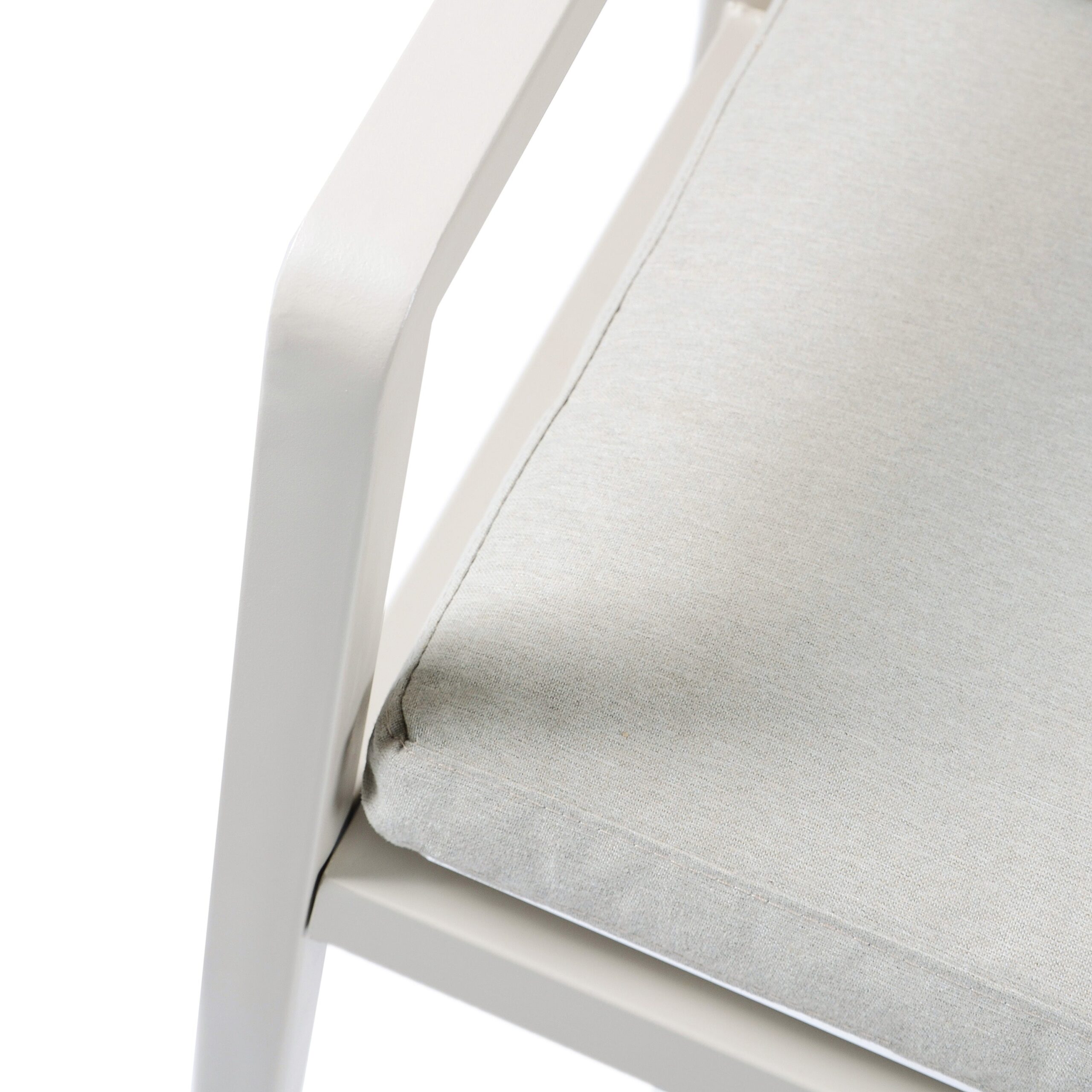 e27ea10253a9465b8a349c1e0efd7a7f